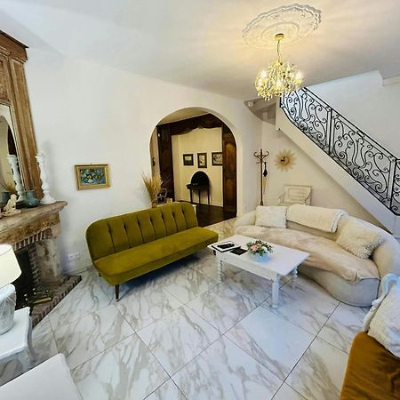 Magnifique Maison Dartiste La Maison Aerts แร็งส์ ภายนอก รูปภาพ