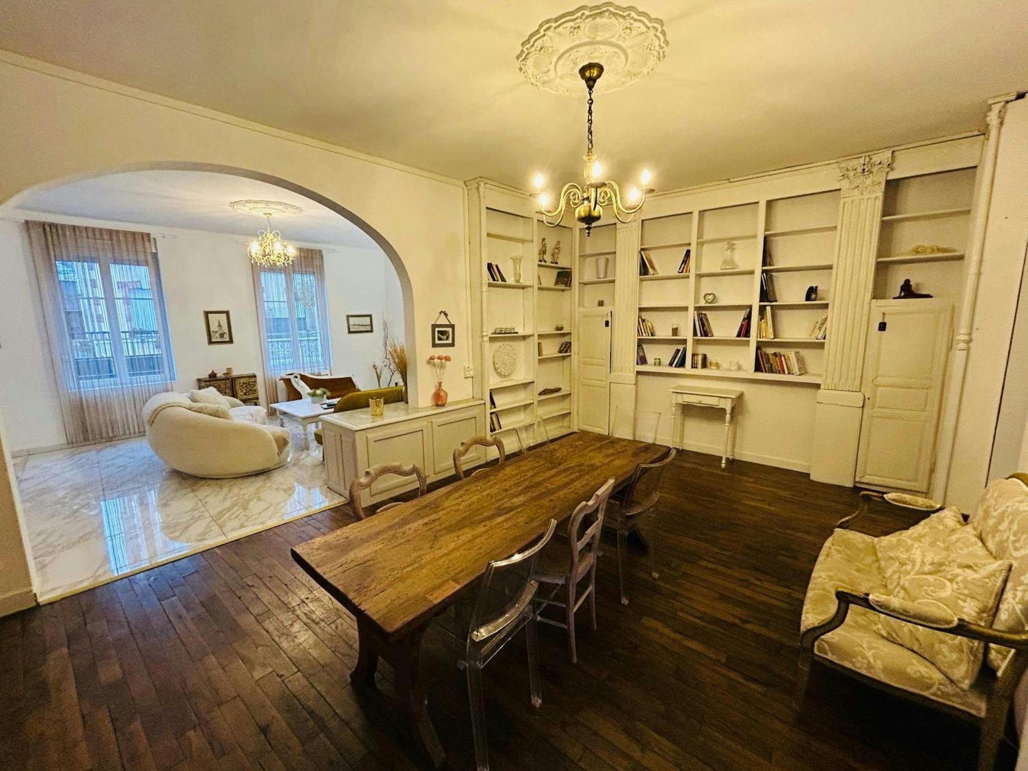 Magnifique Maison Dartiste La Maison Aerts แร็งส์ ภายนอก รูปภาพ